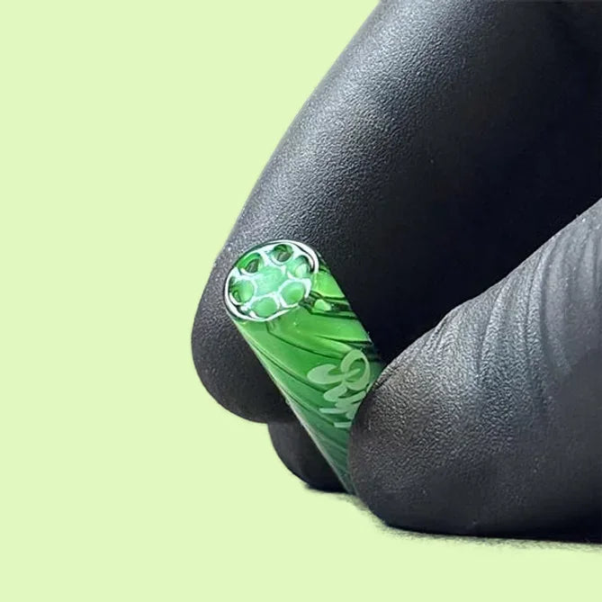 Filtre en verre Ripple I 9 Jade de Herbe à chat CBD, conçu pour un usage avec ce produit.