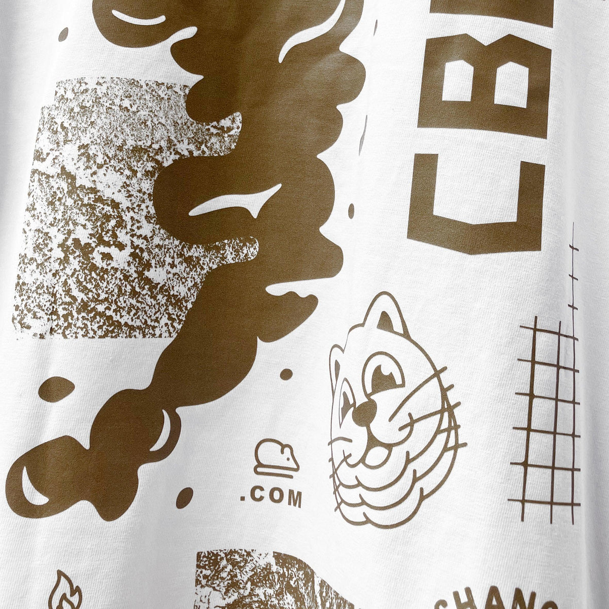 Tee-Shirt HAC CBD | Blanc et Marron (Précommande) - Herbe à chat CBD