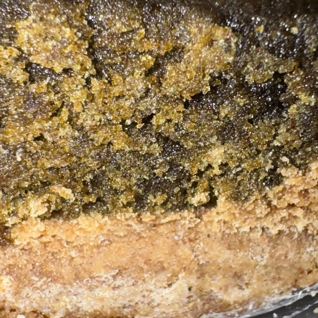 Résine CBD Herbe à Chat Cherry Pie de Piatella x WPFF, 1g, avec arôme de cerise et teneur en CBD de 70%.