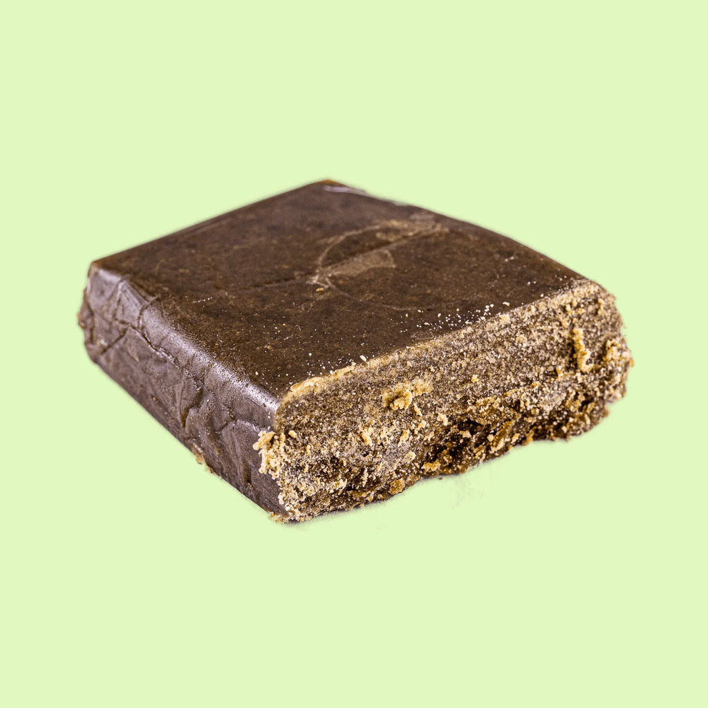 Résine Static Gelato Runtz de Herbe à Chat CBD avec 40% CBC, vue en gros plan sur la texture et la couleur verte.